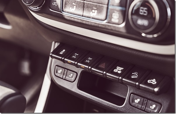 2017 Chevrolet Colorado ZR2 – off-road controls